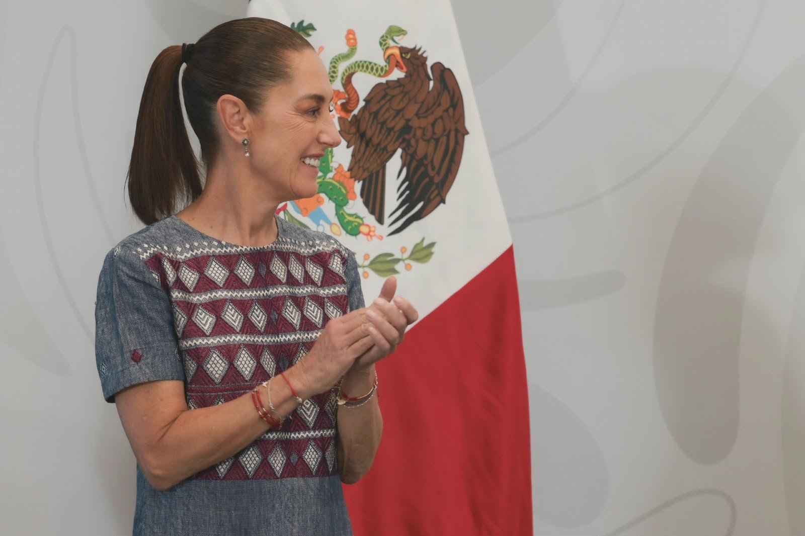 Sheinbaum rechaza presión de EU por caso Rocha Moya