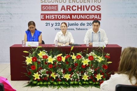 Inician trabajos en Centro, II Encuentro sobre Archivos e Historia Municipal