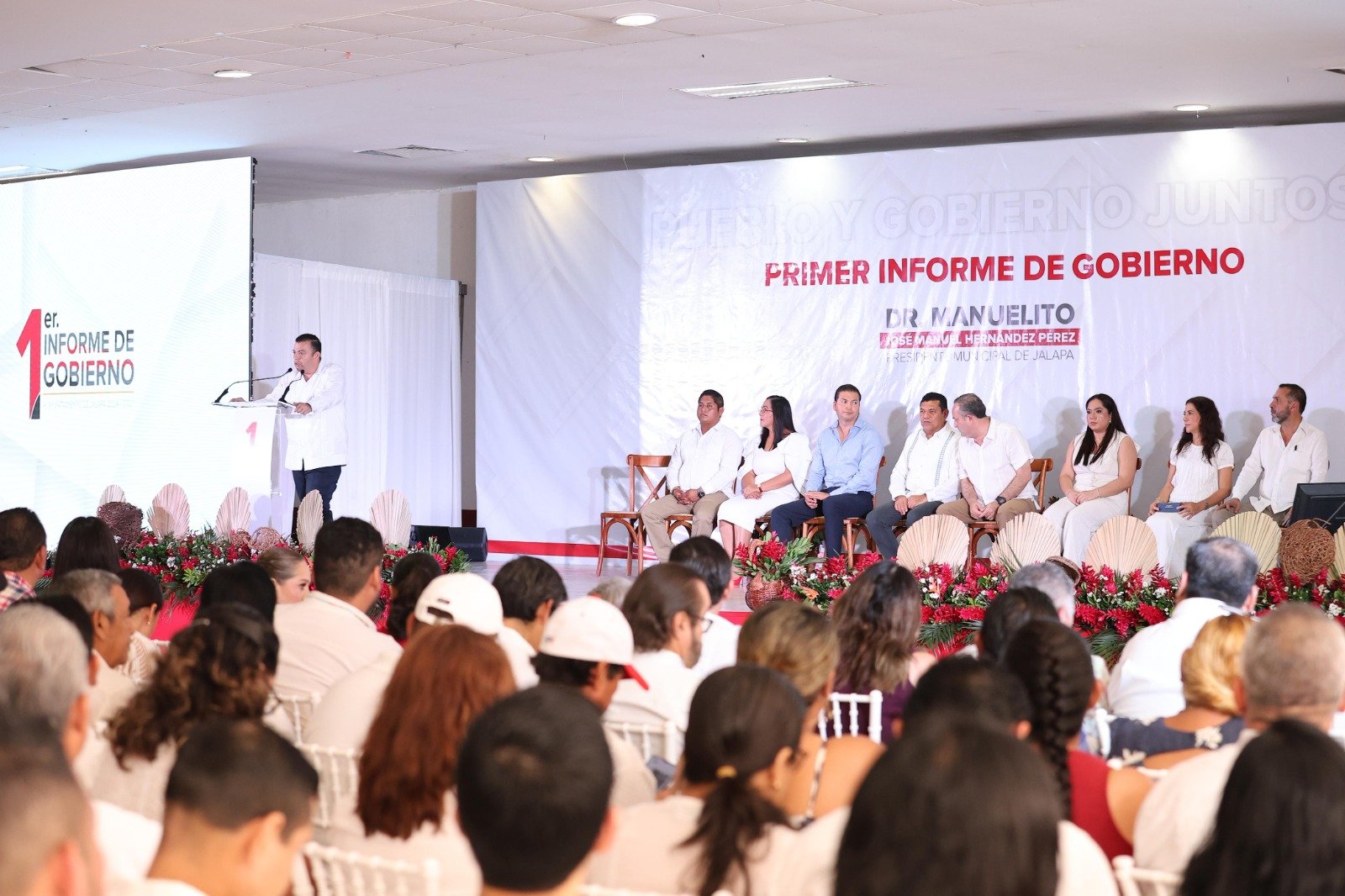 Atestigua Javier May Primer Informe de Gobierno del Ayuntamiento de Jalapa