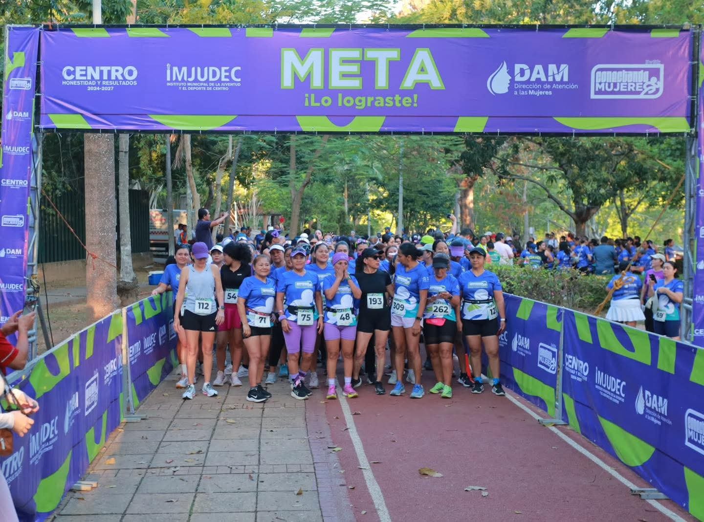 Reúnen a 300 mujeres en carrera recreativa en La Pólvora