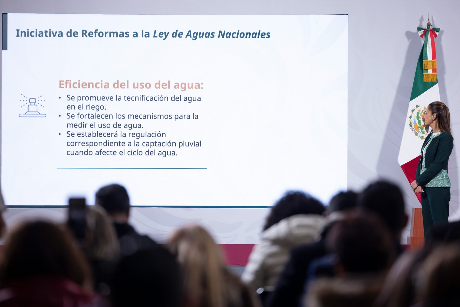 Sheinbaum: Grandes productores ganan 300 millones anuales vendiendo agua a municipios