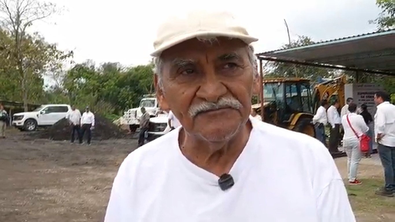 “Antes no salían de palacio, hoy May viene a la comunidad”: transportista de Jalapa.