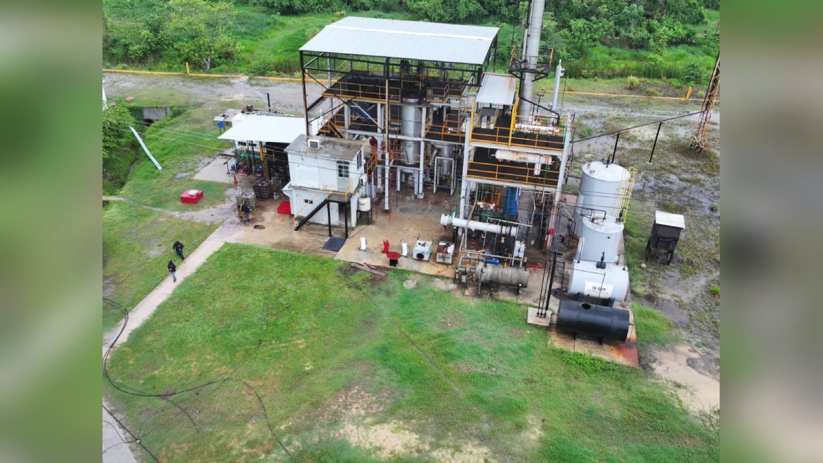 Hallan centro clandestino de diésel en Coatzacoalcos, Veracruz