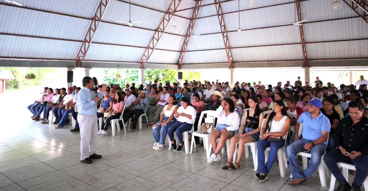 Jóvenes respaldan el llamado de Morena en Huimanguillo