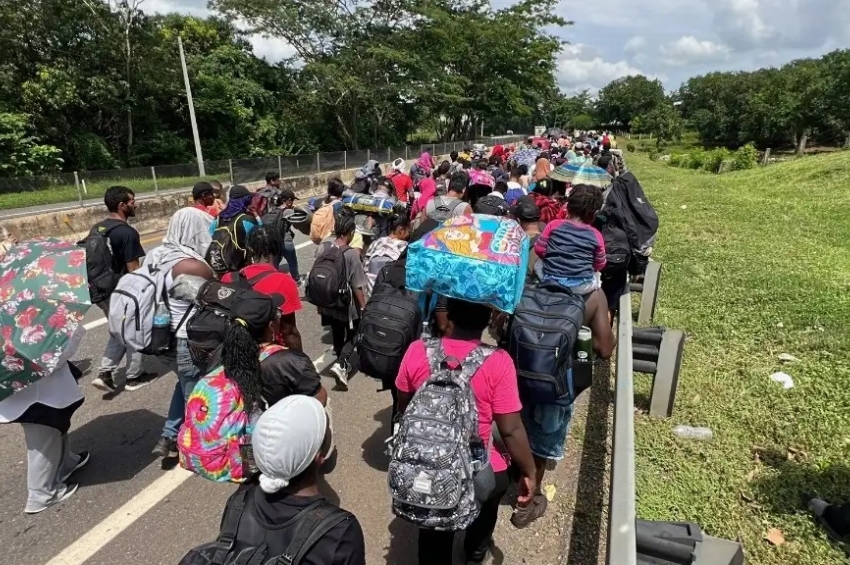 800 migrantes conforman nueva caravana que sale desde Tapachula, Chiapas