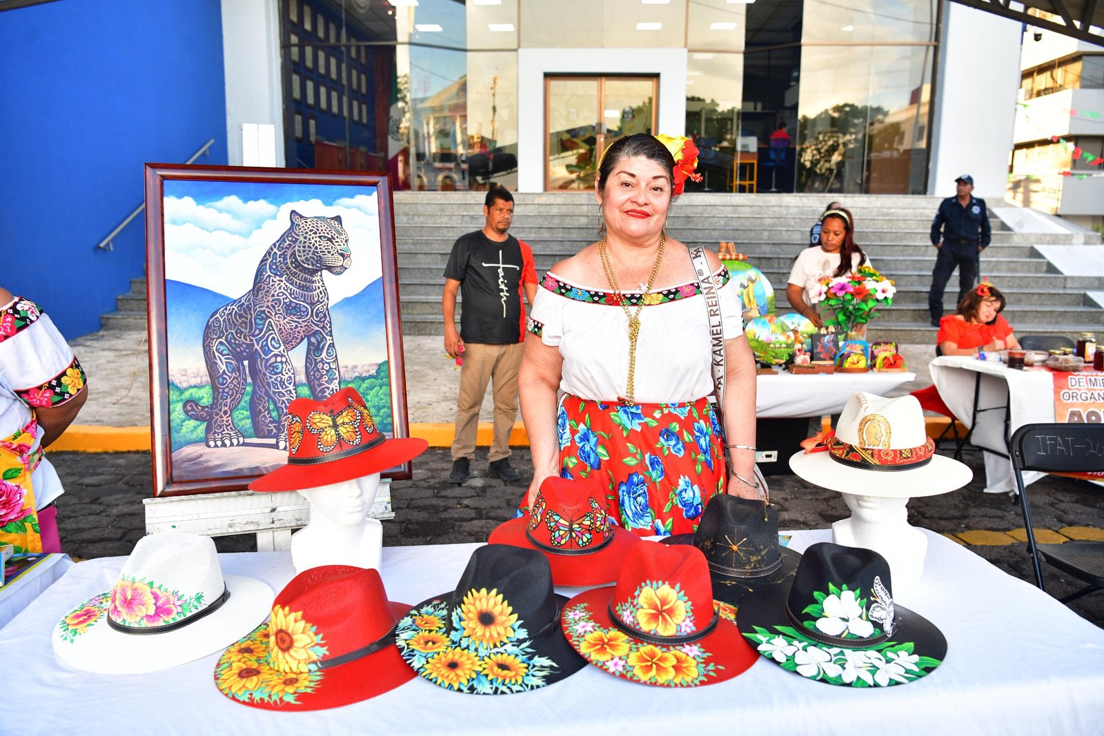 Plaza de Armas lista para el Grito de Independencia en Tabasco