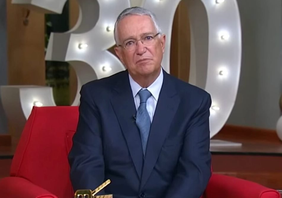 "Tunden" a Salinas Pliego tras llorar en Ventaneando