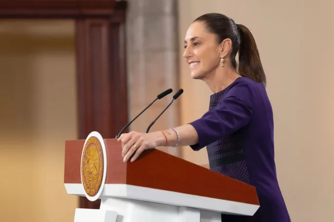 Hay algo que no se negocia, soberanía y principios: Sheinbaum