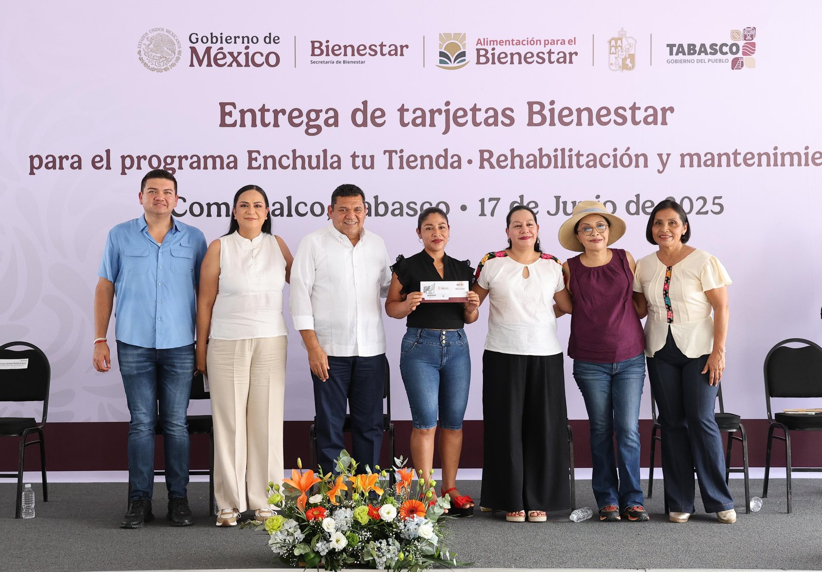 Entregan apoyos para rehabilitar Tiendas del Bienestar en Tabasco