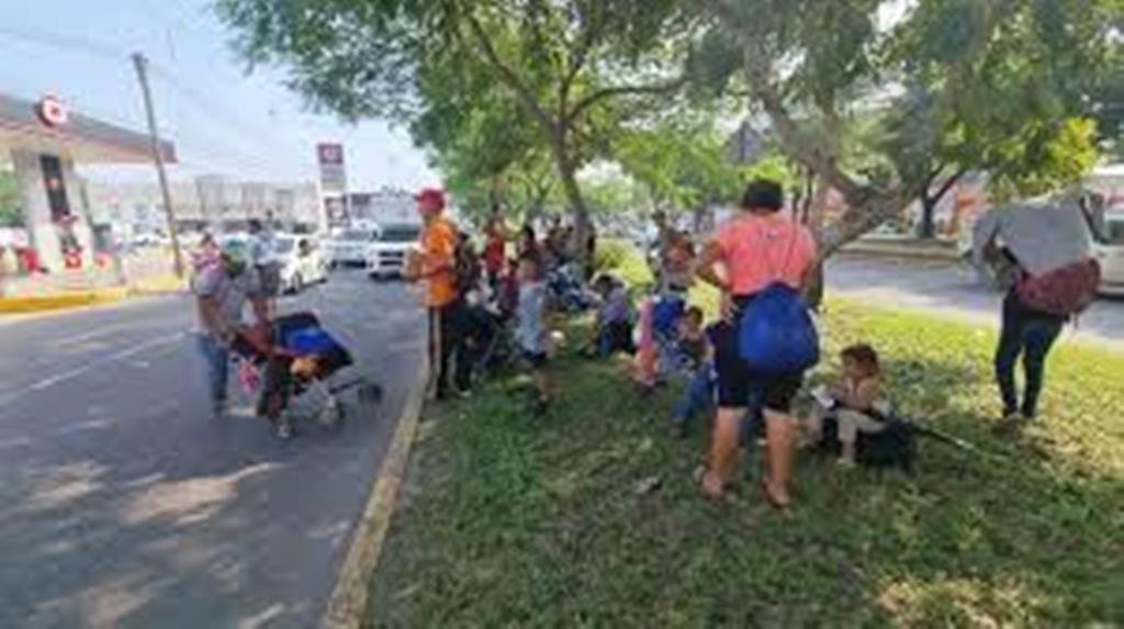 Denuncia activista: Migrantes detenidos en el norte del país son enviados a Tabasco