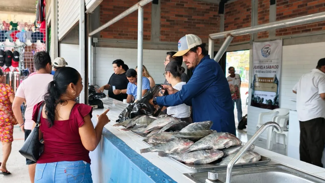 Pescando Vida abre en Cunduacán para apoyar el consumo local