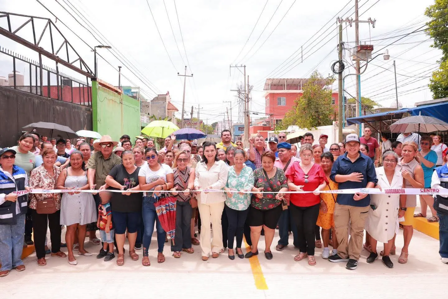 Villahermosa estrena obras de agua, drenaje y pavimentación por 15.4 mdp en tres colonias