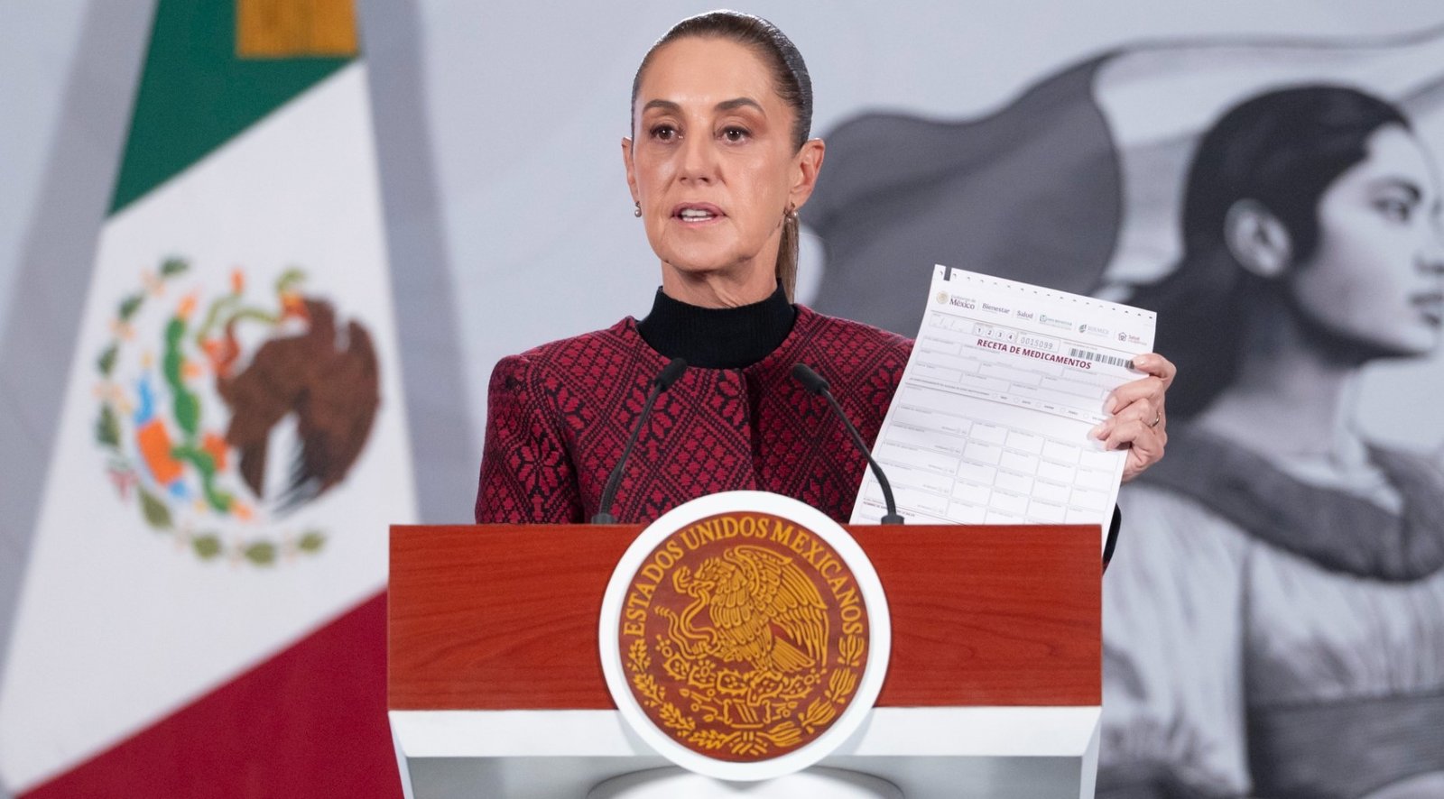 Sheinbaum pone en marcha las farmacias del Bienestar