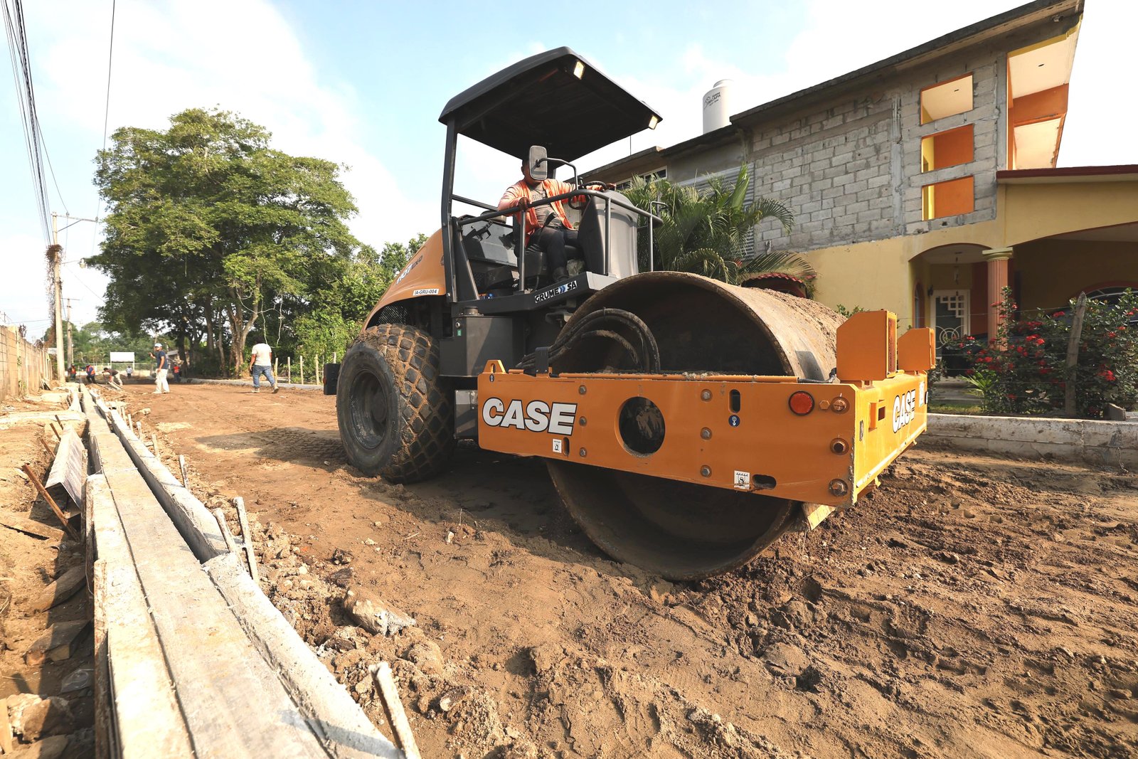 May: "Obras prioritarias cierran el año; infraestructura se fortalece en 2026"