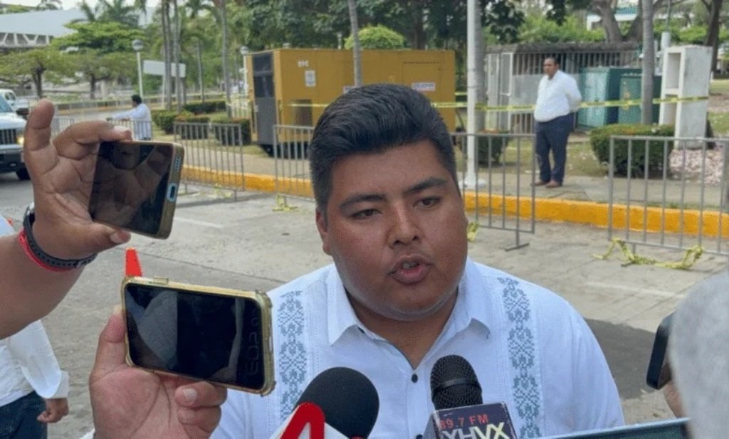 Vigila Fiscalización cumplimiento de Ley Antichatarra en escuelas de Centro