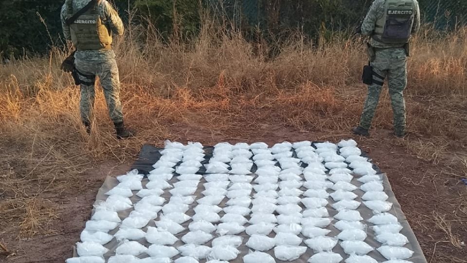 Autoridades desmantelan narcolaboratorio con casi 1?tonelada de metanfetamina en Sinaloa