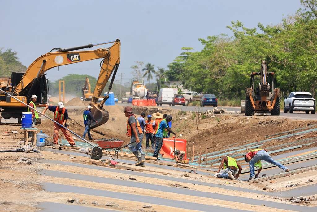 Con rehabilitación de vía corta La Isla-Cunduacán, ahora será una autopista más ágil y segura: usuarios