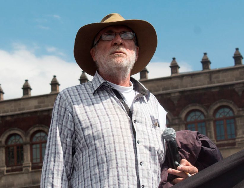 Tras el asesinato de Juan Francisco Sicilia Ortega en marzo de 2011, su padre, el poeta Javier Sicilia, organizó movilizaciones que marcaron un antes y un después en la discusión pública sobre la violencia en México