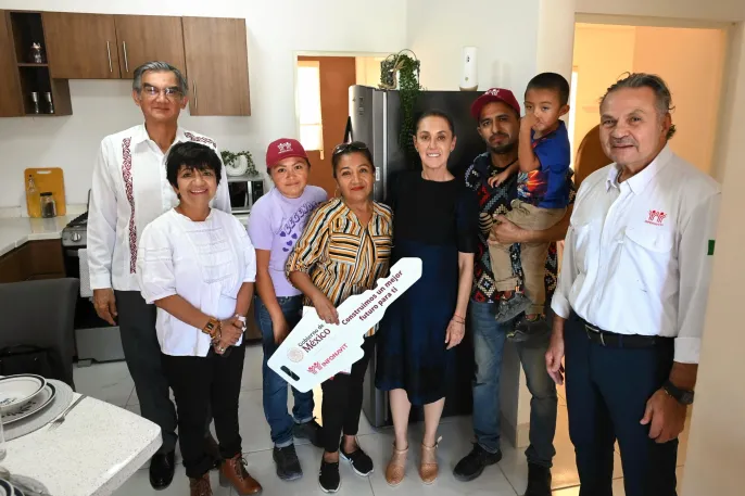Sheinbaum entrega 382 viviendas y condona 616 créditos en Tamaulipas
