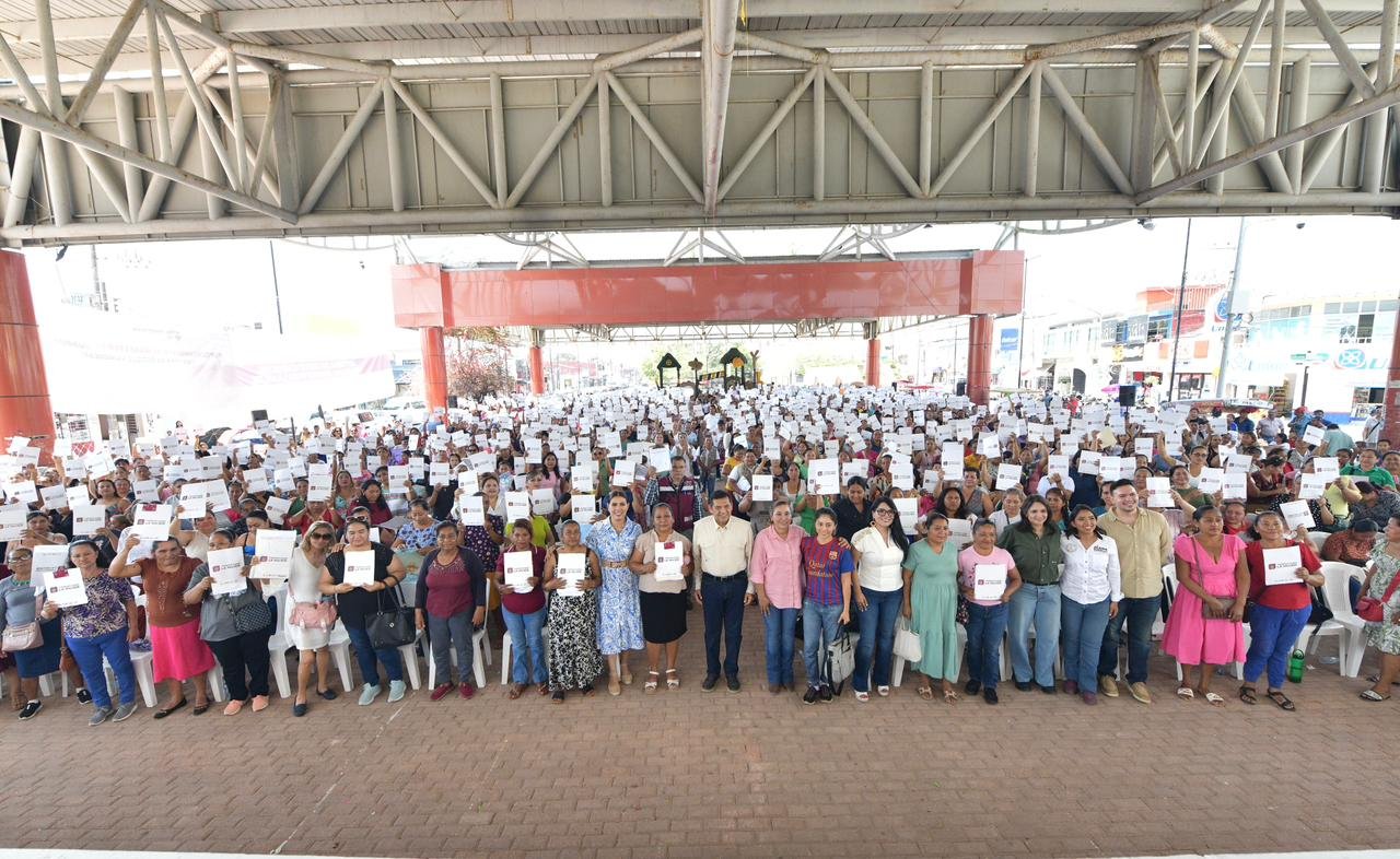 Entregan 1,200 ‘Tandas para la Mujer’ a emprendedoras de Cunduacán