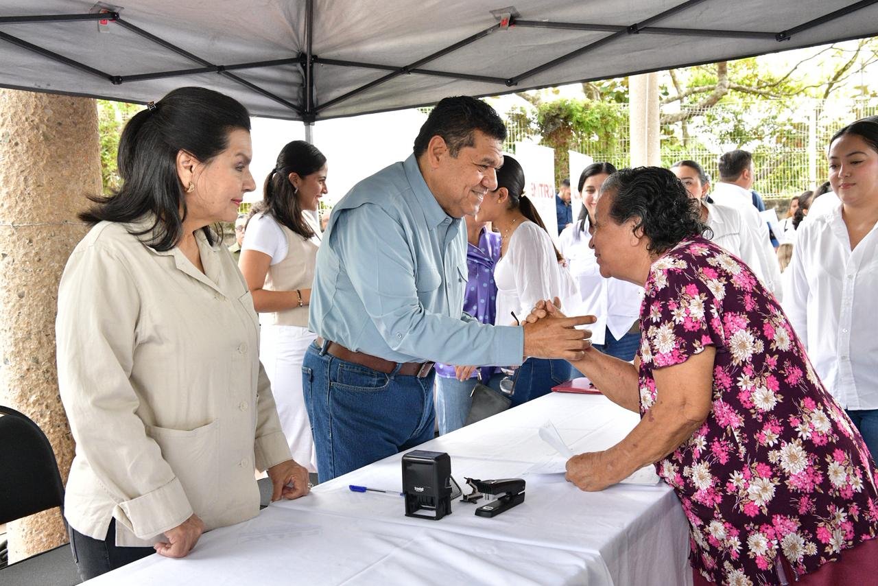 Reafirma May compromiso de seguir atendiendo de primera mano al pueblo