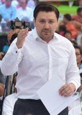 Evaristo Hernández se suma al PVEM y perfila candidatura en Centro