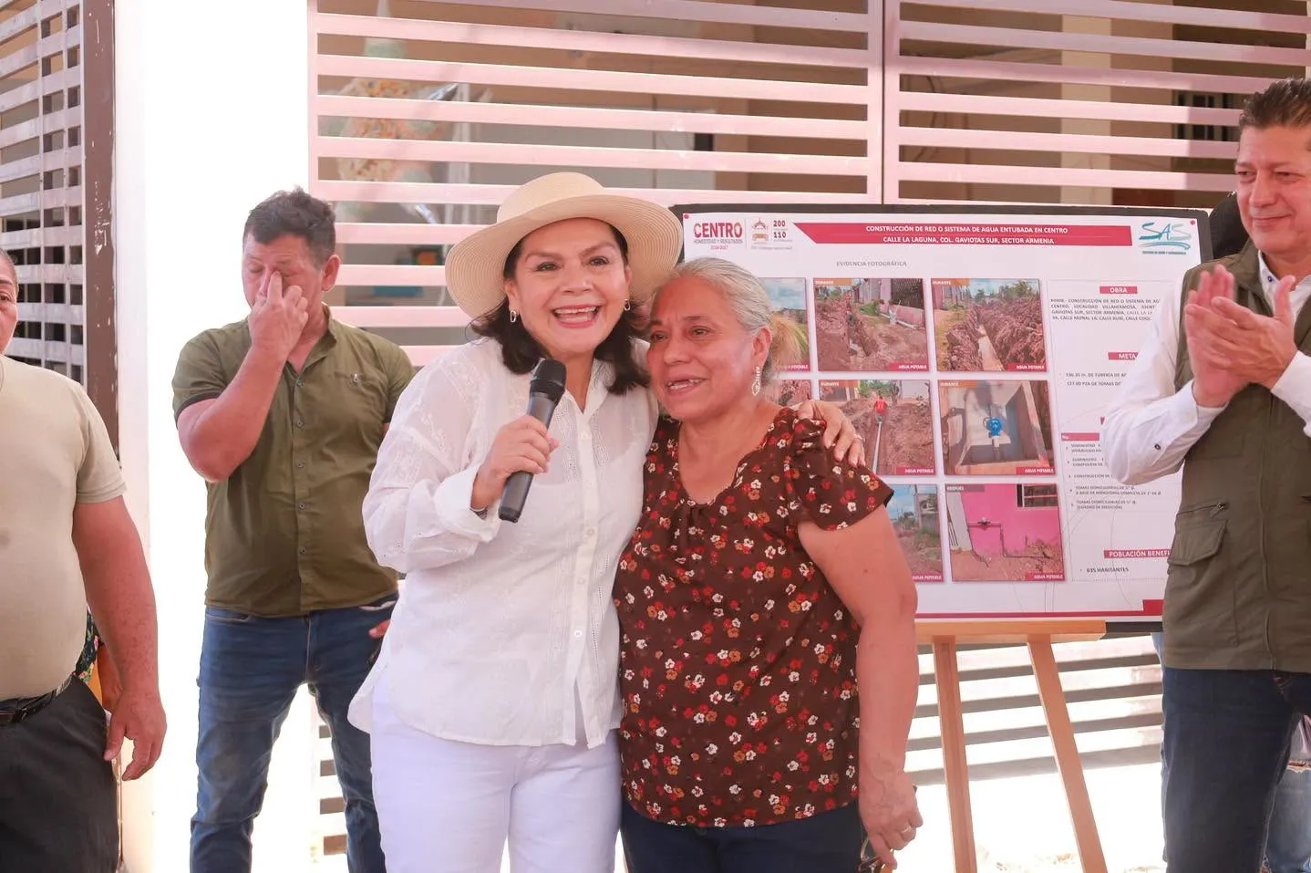 Yolanda Osuna inaugura obras en Gaviotas Sur, Coquitos