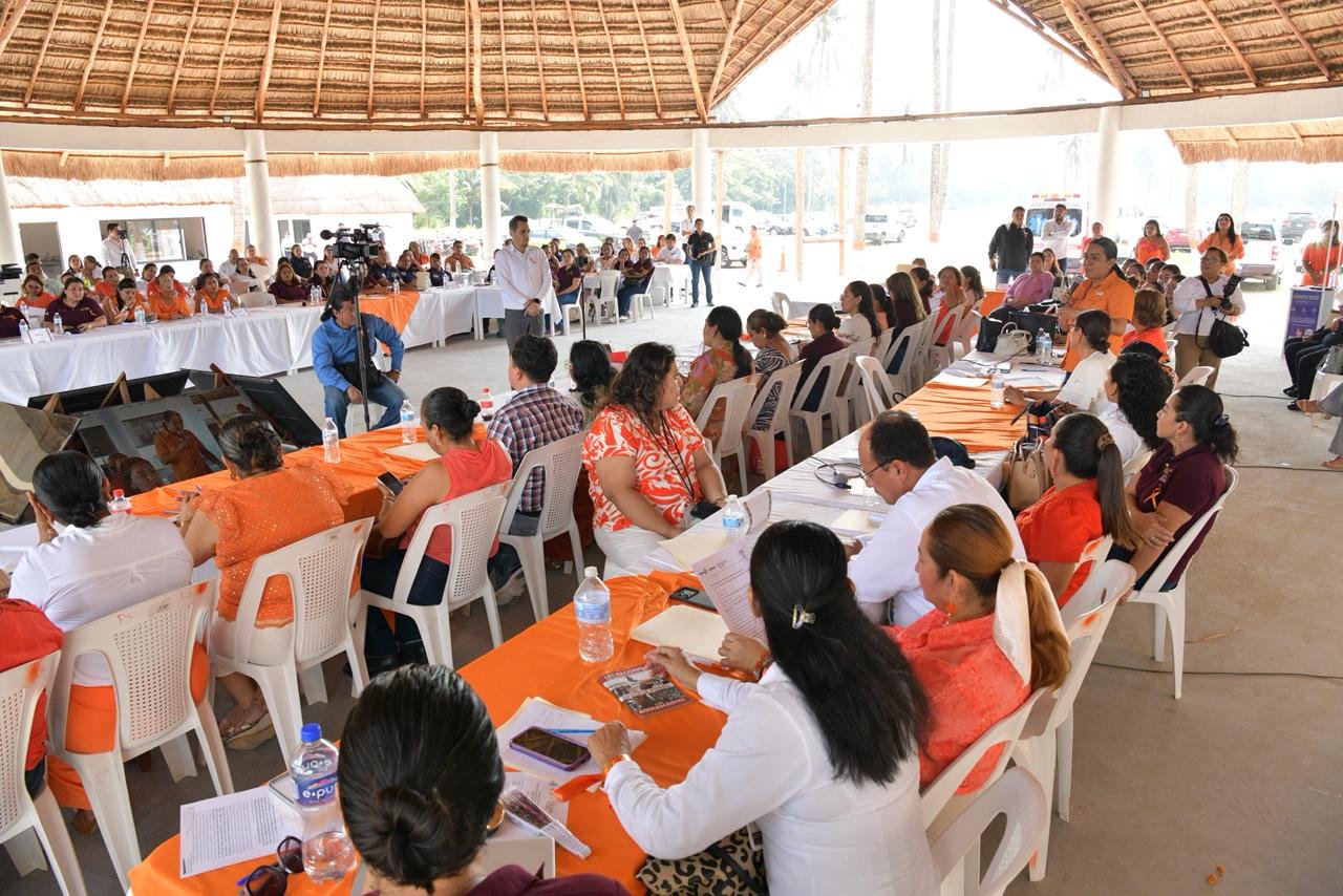 IEM realiza encuentro estatal sobre acceso a la justicia para mujeres en Paraíso