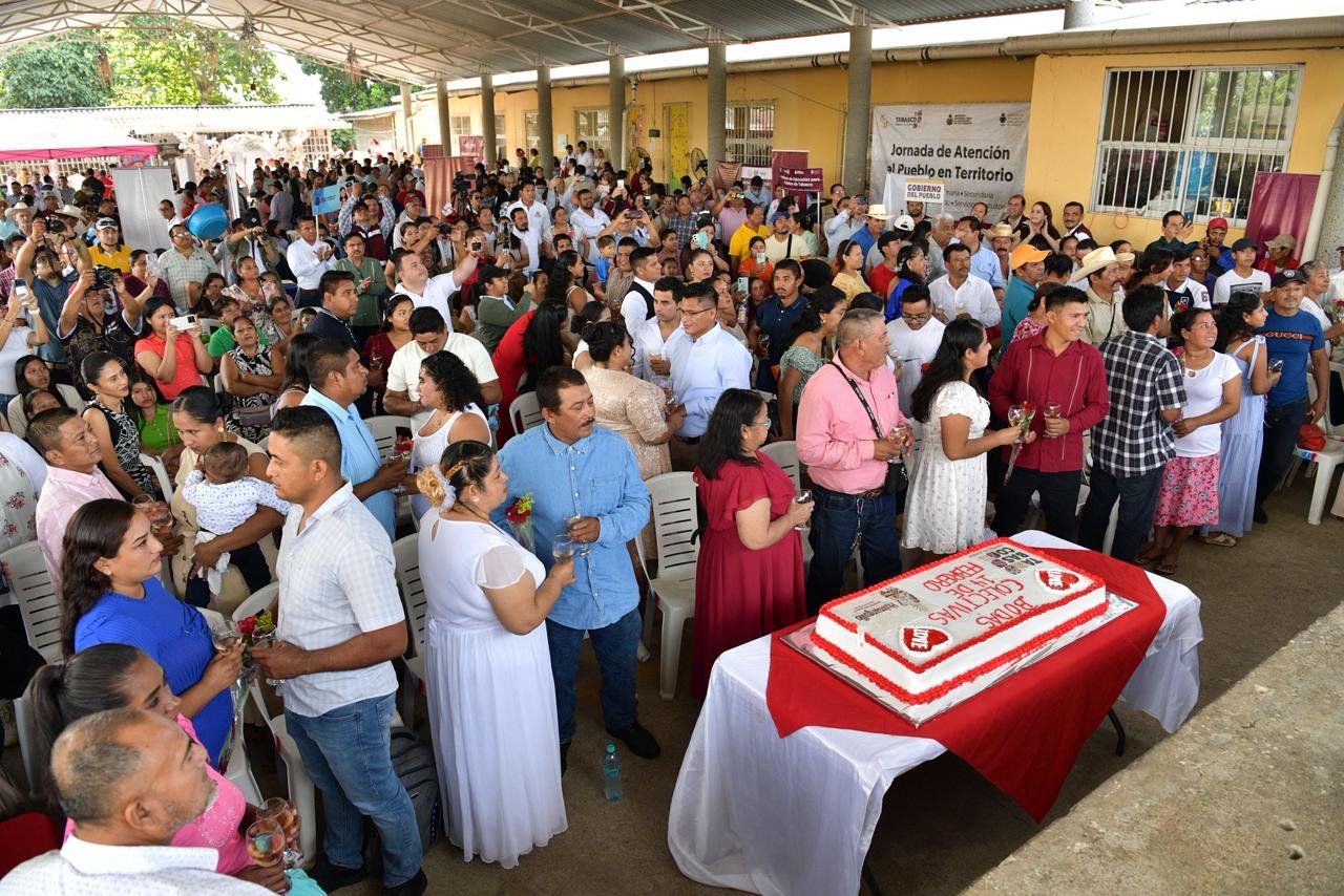45 parejas se casan en Mecatepec