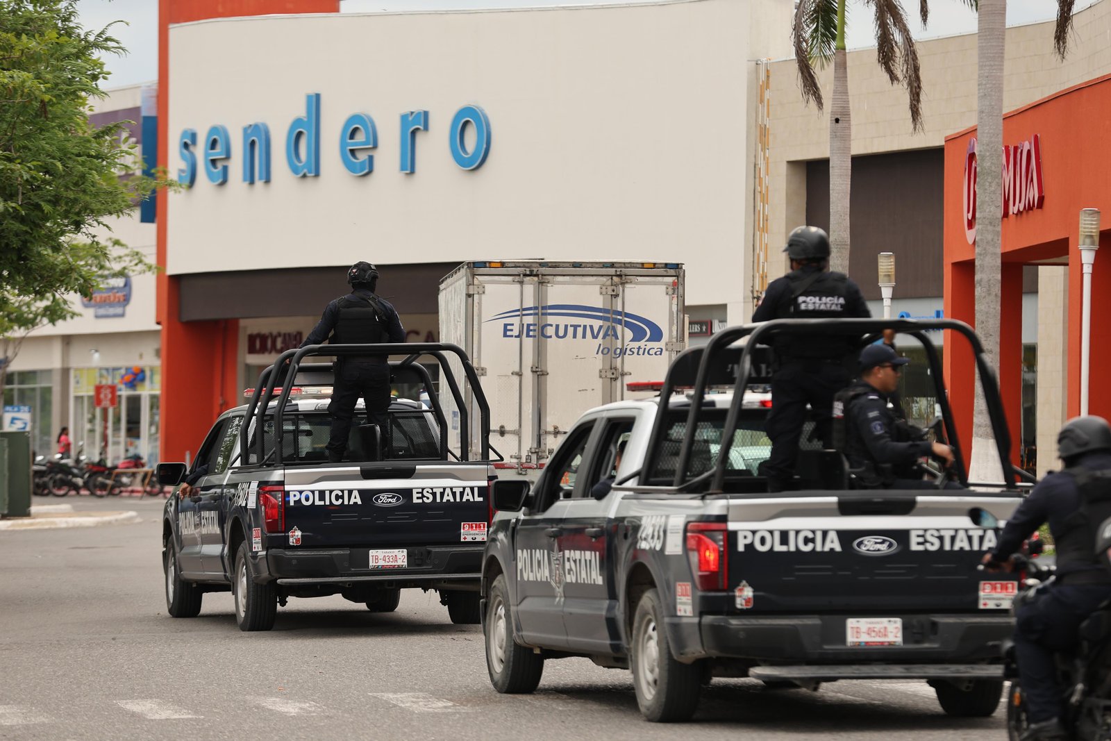 Tabasco despliega operativo con 950 elementos por El Buen Fin 2025