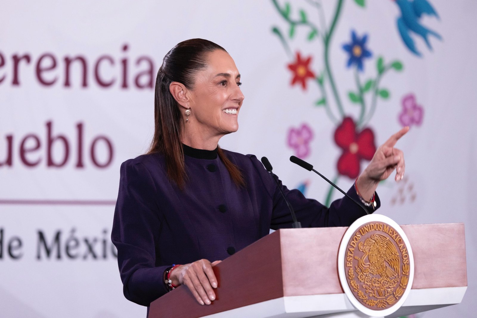 Sheinbaum confirma que UIF congeló cuentas a Rocha Moya