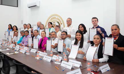 Diputados de Morena firman decálogo de compromisos para fortalecer la 4T 