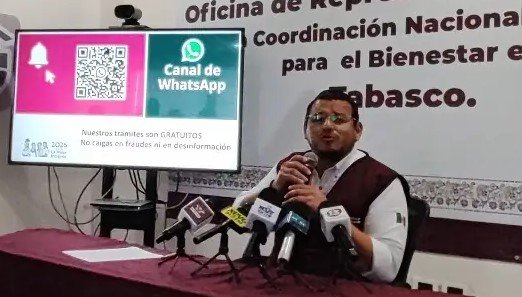 Bienestar proyecta más becas para estudiantes