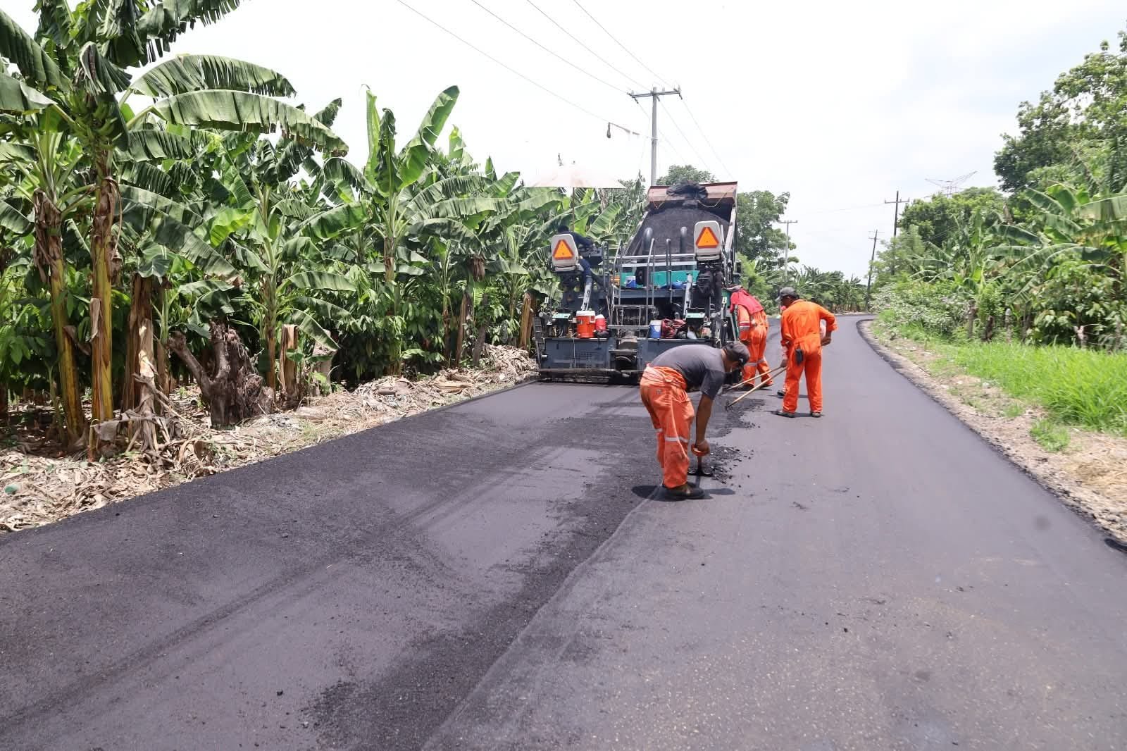 Obras que conectan y dignifican: Yolanda Osuna supervisa avances en caminos de zonas rurales