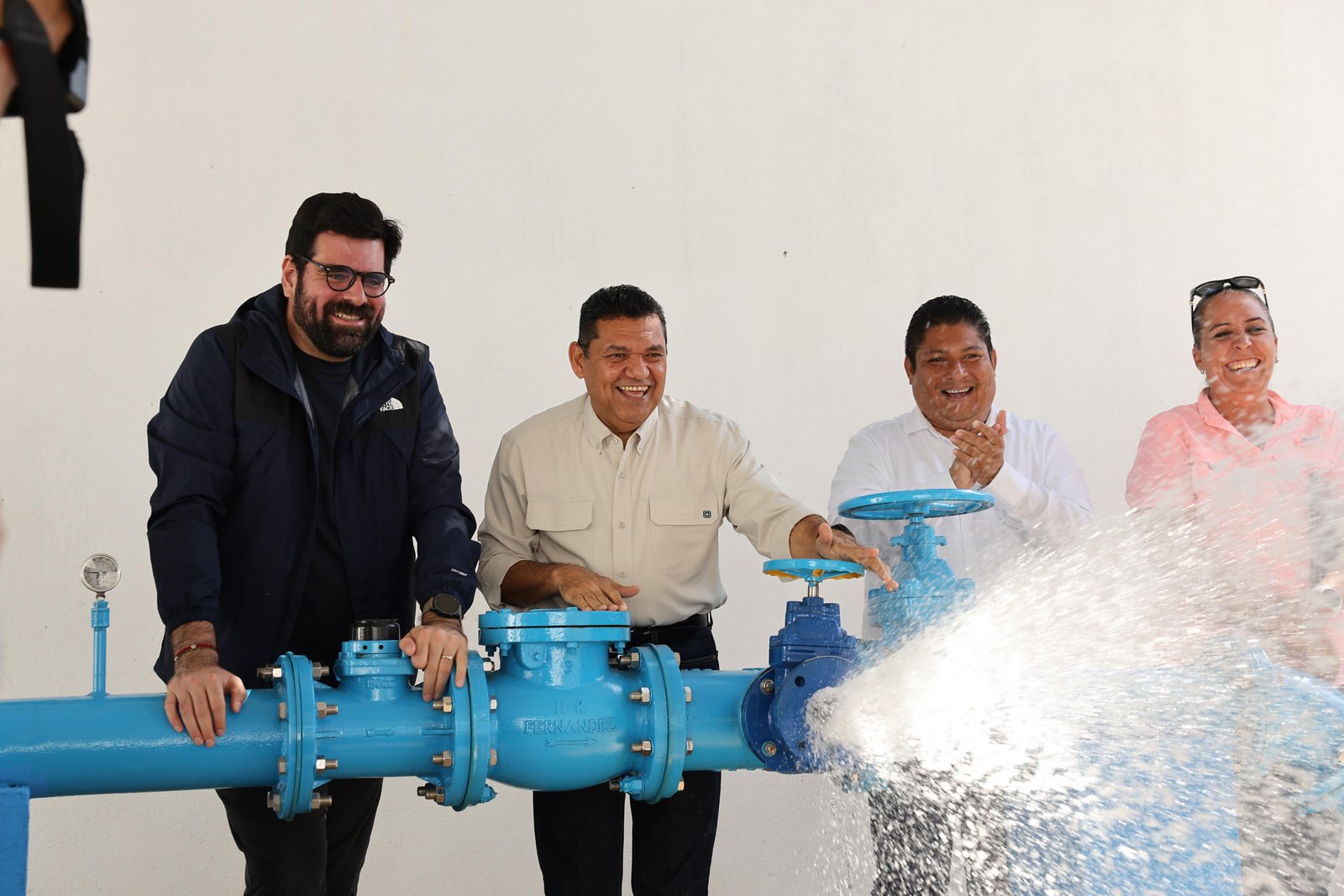 Javier May: Agua potable para Benito Juárez, Jalpa