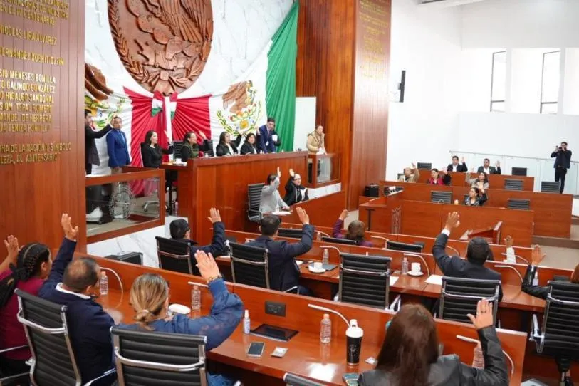 Destituyen al cabildo de Contla, pero el fallo queda en pausa