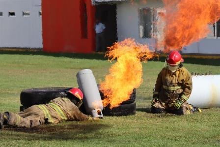 Realiza IPCET ciclo de cursos especializados para bomberos
