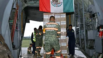 México envía 19 toneladas más a Colombia; suman 38.5 toneladas de ayuda tras sismo