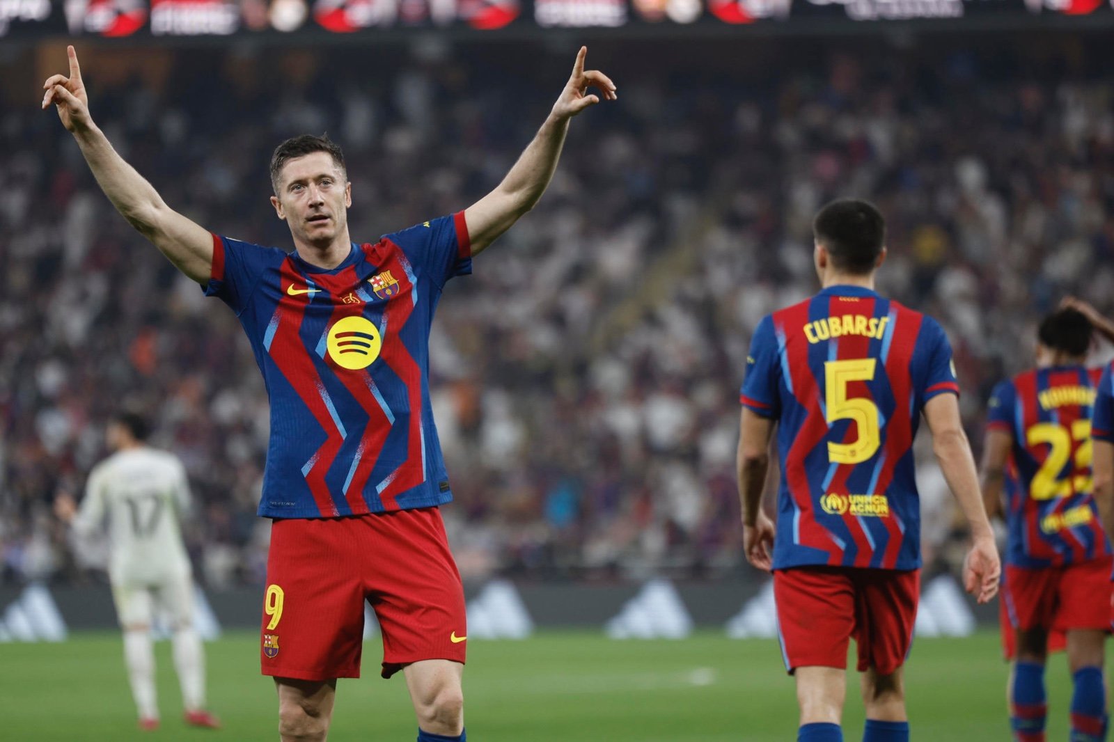 El Barça se impone en un Clásico de alto voltaje