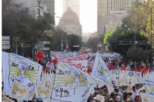 Sindicatos llaman a  insurgencia civil pacífica