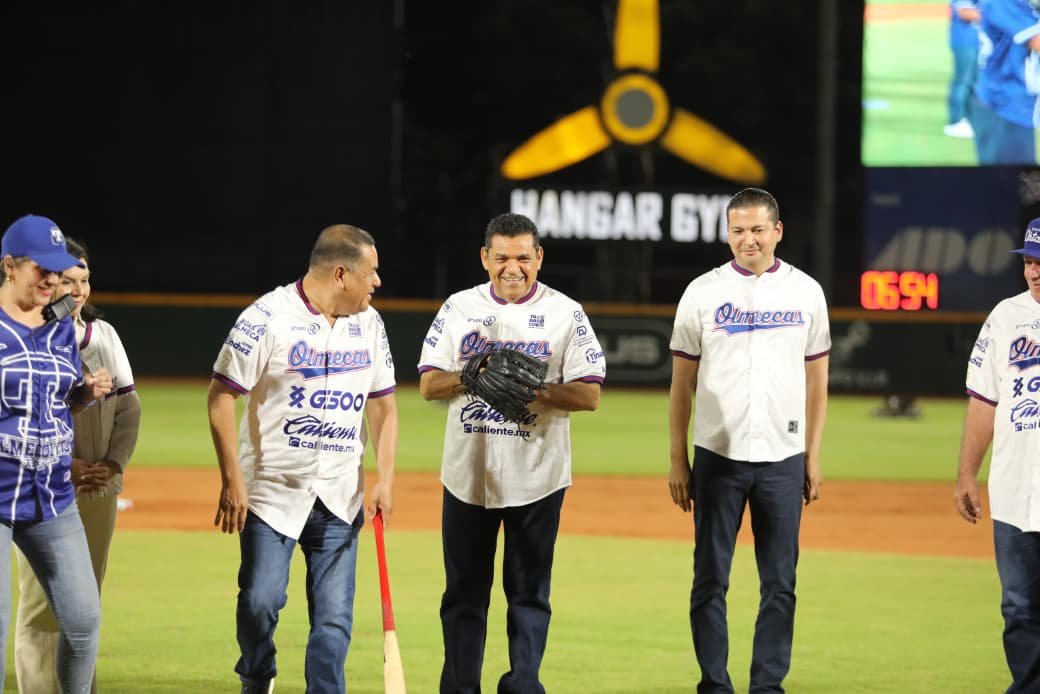 Olmecas encienden la pasión en su primer juego