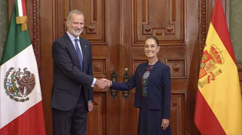 El fútbol y la diplomacia sellan la paz entre México España; Sheinbaum recibe al rey Felipe VI