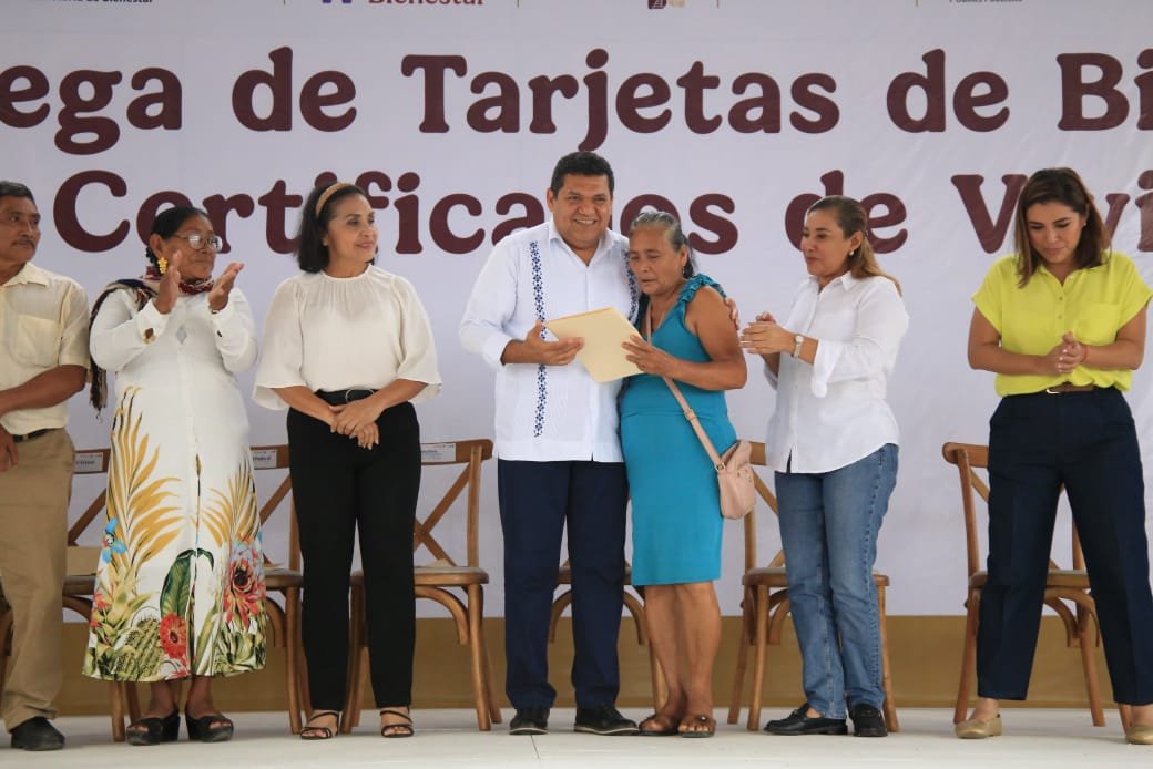 En Cunduacán: Gobierno del Pueblo mejora condiciones de vida de familias 