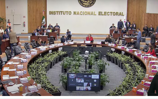 No puede corregir errores: Pese a inconsistencias, INE aprueba  publicar listas de elección judicial 