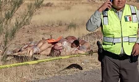 Apilan 9 cuerpos sobre la  carretera a Ciudad Juárez