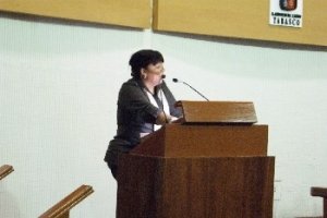 Sostienen debate diputados del PRD y el PRI