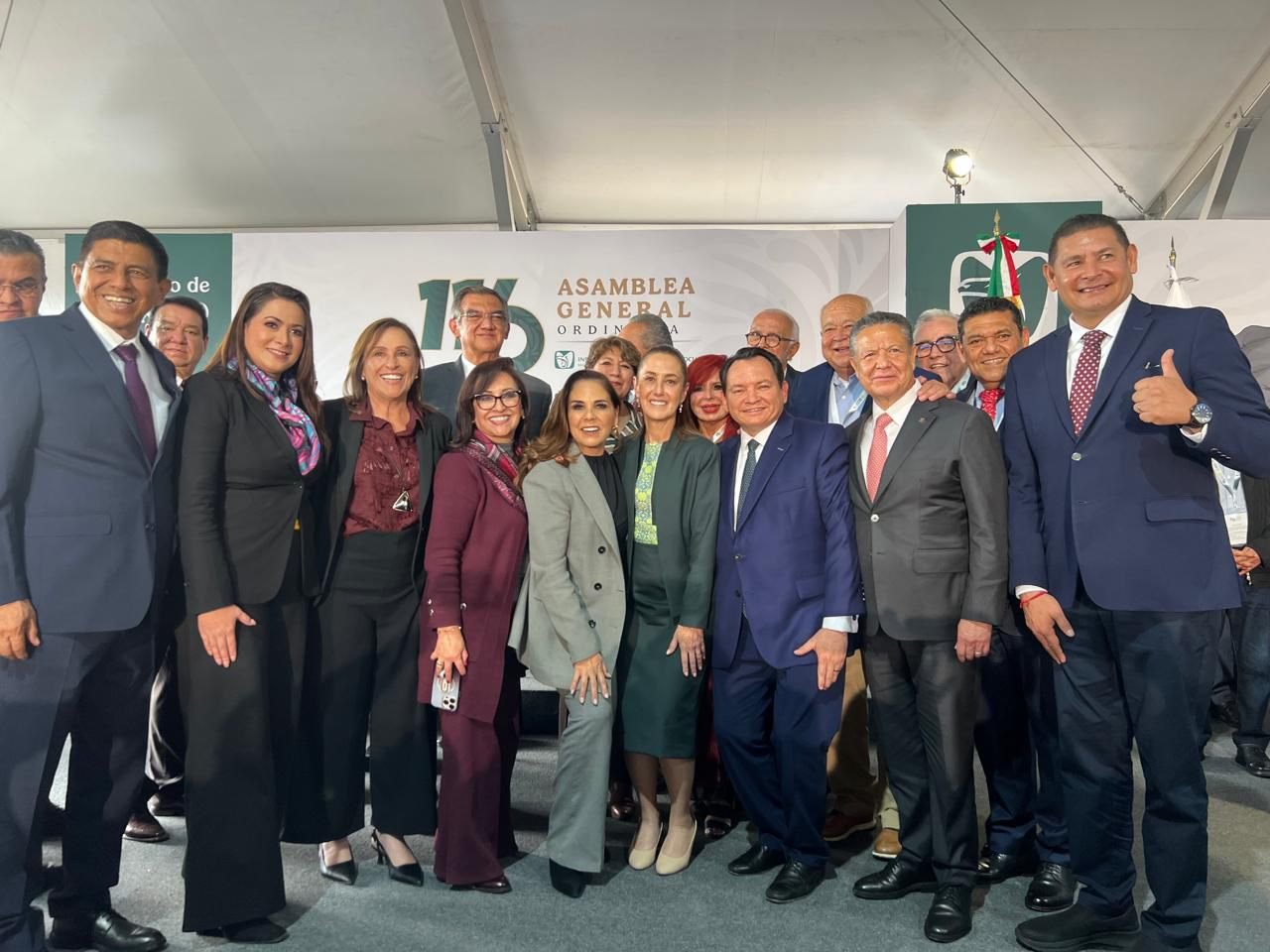 May asiste a la 116 asamblea del IMSS, encabezada por Sheinbaum