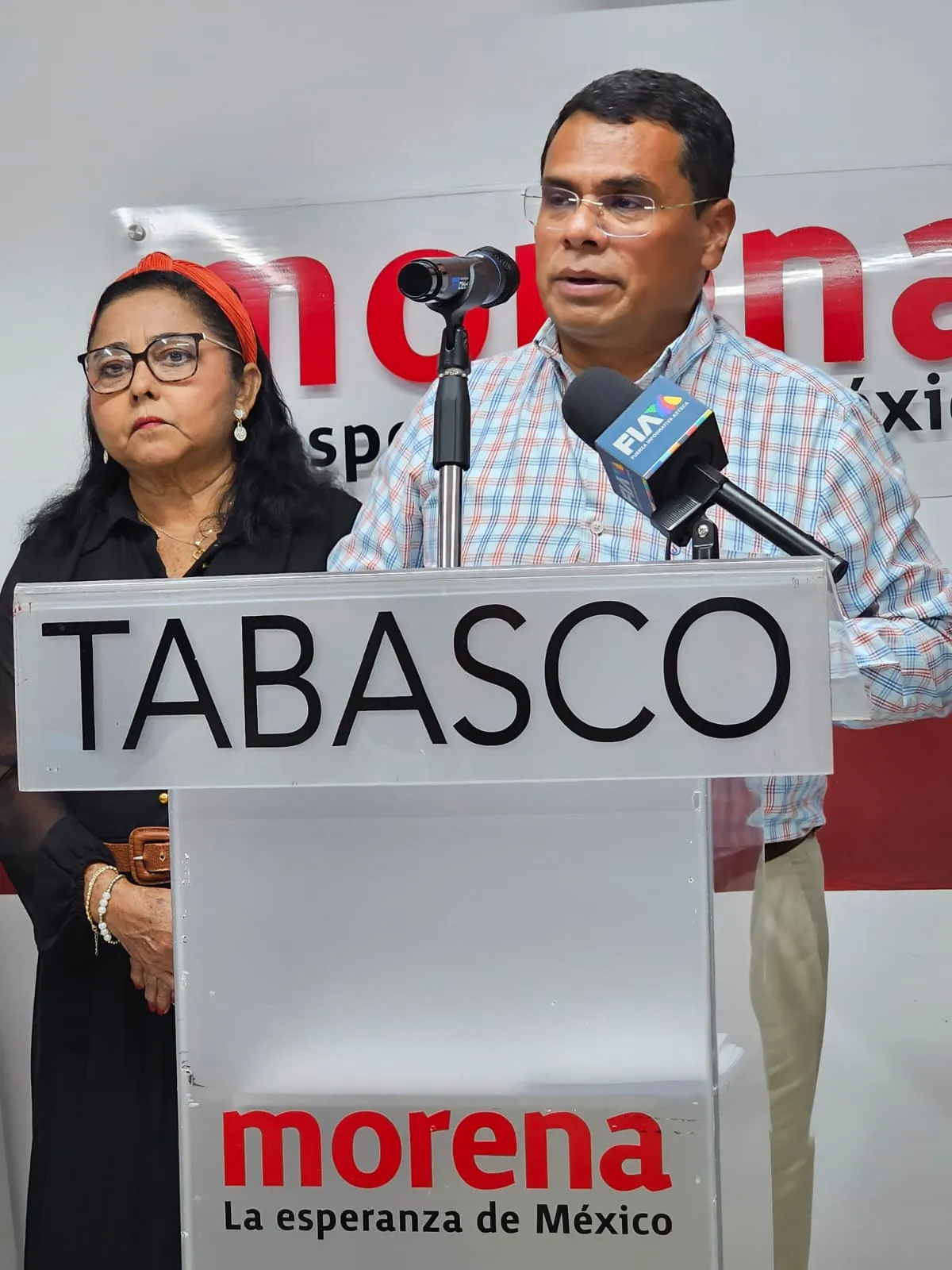Jesús Selván deja dirigencia de Morena