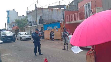 Protestan colonos de El Águila y La Manga II contra la CFE