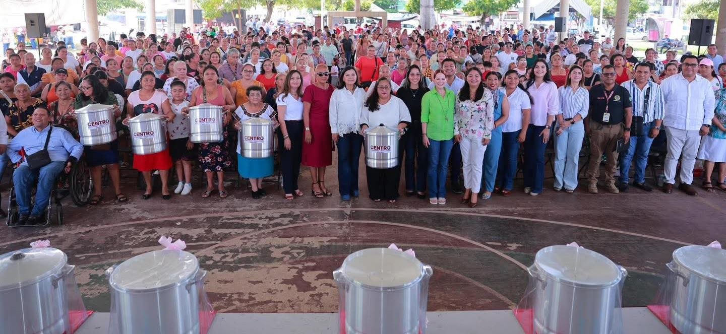 Impulsa Yolanda Osuna autonomía económica de mujeres con entrega de utensilios productivos